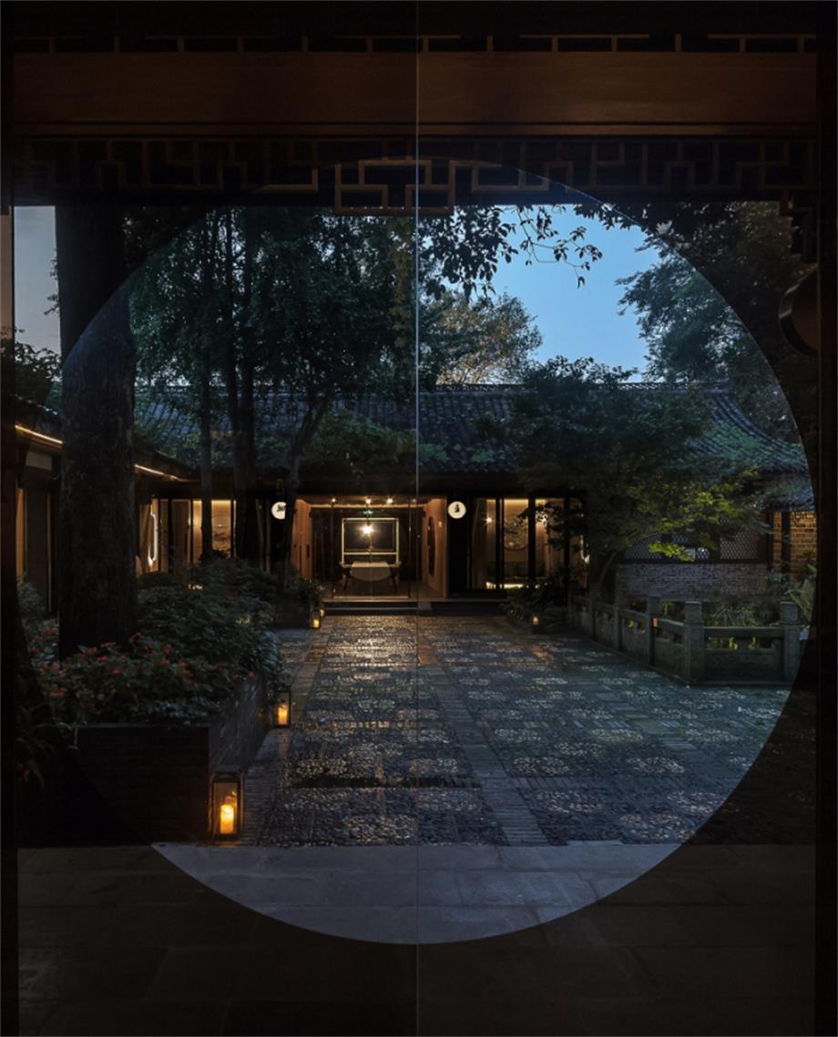 上喜龍園精品酒店設(shè)計(jì)鑒賞(圖2) 上喜龍園精品酒店設(shè)計(jì)鑒賞(圖2)