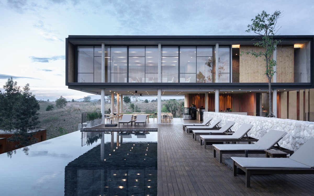 廣東山頂度假酒店裝修設(shè)計公司案例(圖1)