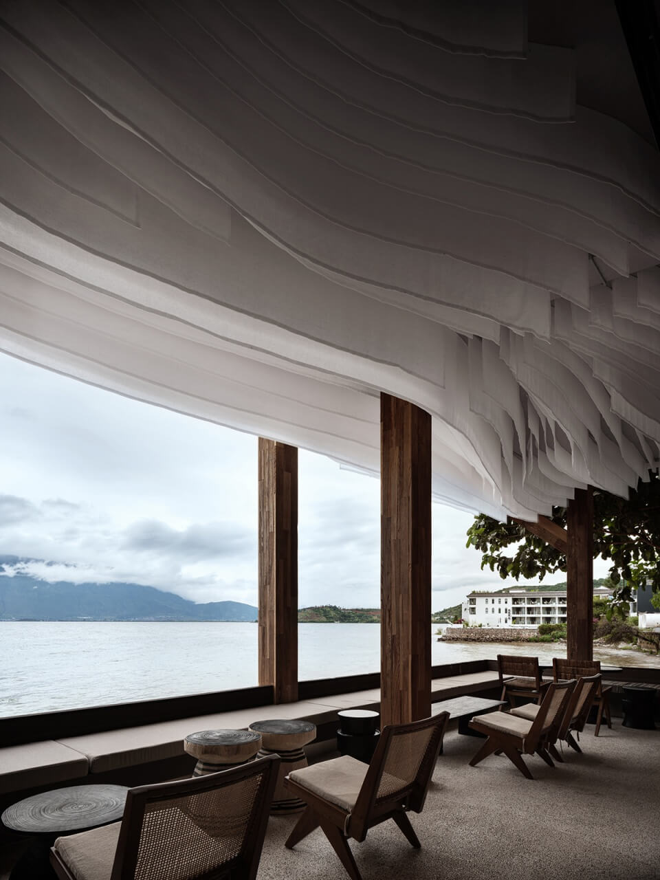 洛陽酒店裝修設(shè)計(jì)公司特色民宿設(shè)計(jì)案例(圖6) mhbszdsysdl-11.jpg