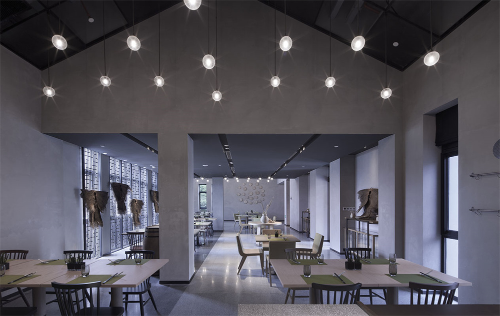 康得思度假酒店餐飲設(shè)計(jì)案例(圖9) 康得思度假酒店餐飲設(shè)計(jì)案例(圖9)