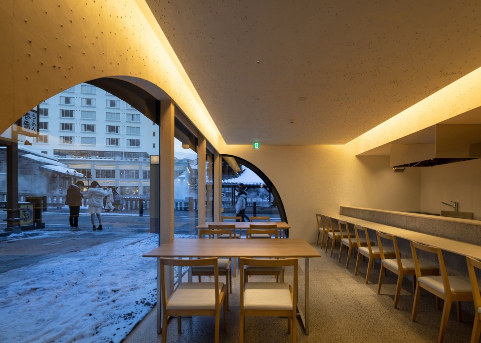 日本草津溫泉度假旅館裝修設(shè)計方案(圖3) 日本草津溫泉度假旅館裝修設(shè)計方案(圖3)