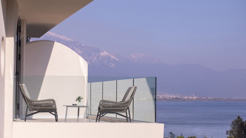 酒店設(shè)計(jì)公司大理海景度假酒店裝修案例(圖15) 酒店設(shè)計(jì)公司大理海景度假酒店裝修案例(圖15)