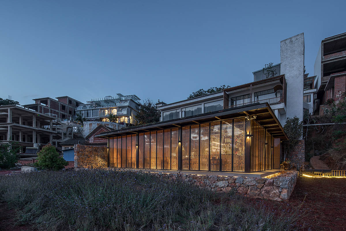 酒店裝修公司慢屋·極目度假酒店設計案例(圖3) 酒店裝修公司慢屋·極目度假酒店設計案例(圖3)