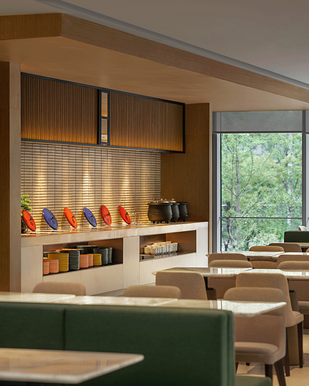 12000平現(xiàn)代新中式酒店式公寓裝修設(shè)計案例(圖8) 12000平現(xiàn)代新中式酒店式公寓裝修設(shè)計案例(圖8)