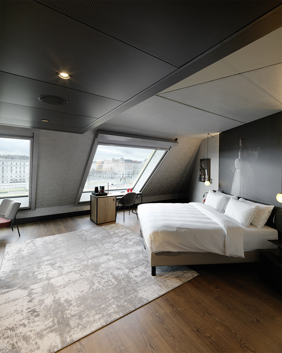 國外小而美的THE ROCK精品酒店裝修設計賞析(圖6)