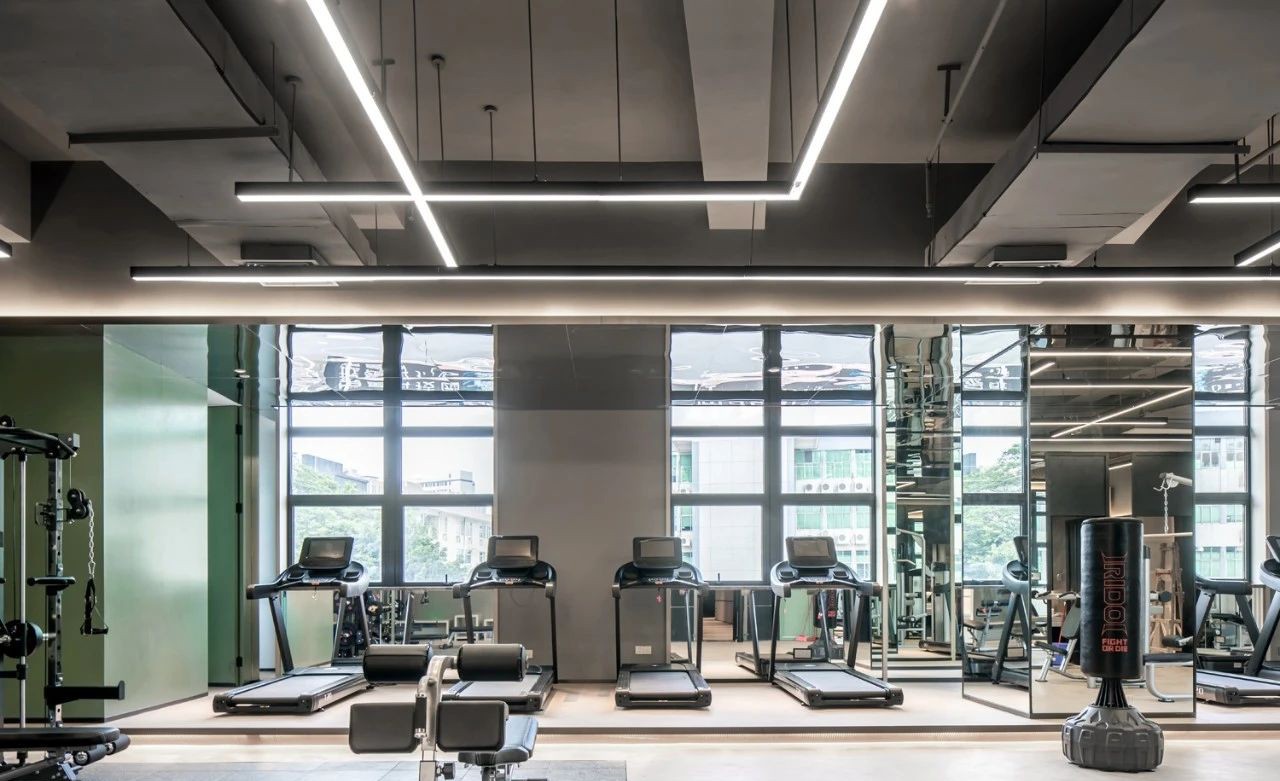 英威斯頓城市精品酒店裝修設(shè)計(jì)方案(圖9) 英威斯頓城市精品酒店裝修設(shè)計(jì)方案(圖9)