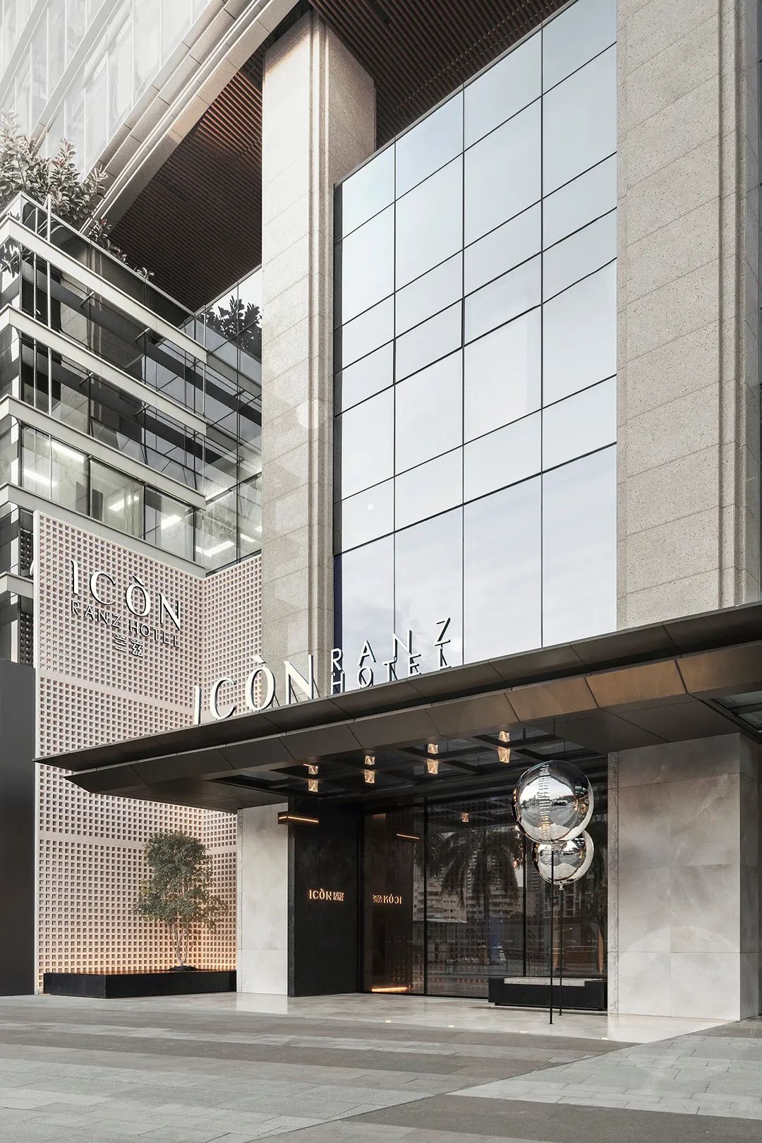 ICON HOTEL 深圳藝術(shù)人文精品酒店裝修設(shè)計(jì)案例(圖1) ICON HOTEL 深圳藝術(shù)人文精品酒店裝修設(shè)計(jì)案例(圖1)