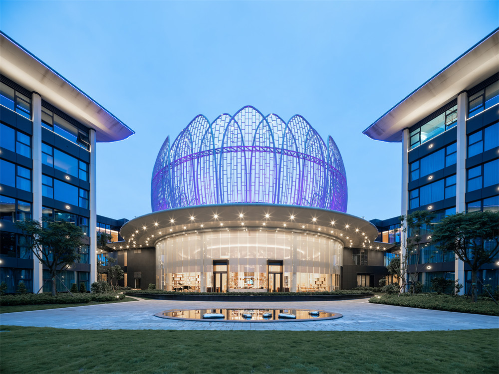 四川遂寧觀音湖圣蓮島萬(wàn)豪酒店裝修設(shè)計(jì)案例(圖1) 四川遂寧觀音湖圣蓮島萬(wàn)豪酒店裝修設(shè)計(jì)案例(圖1)