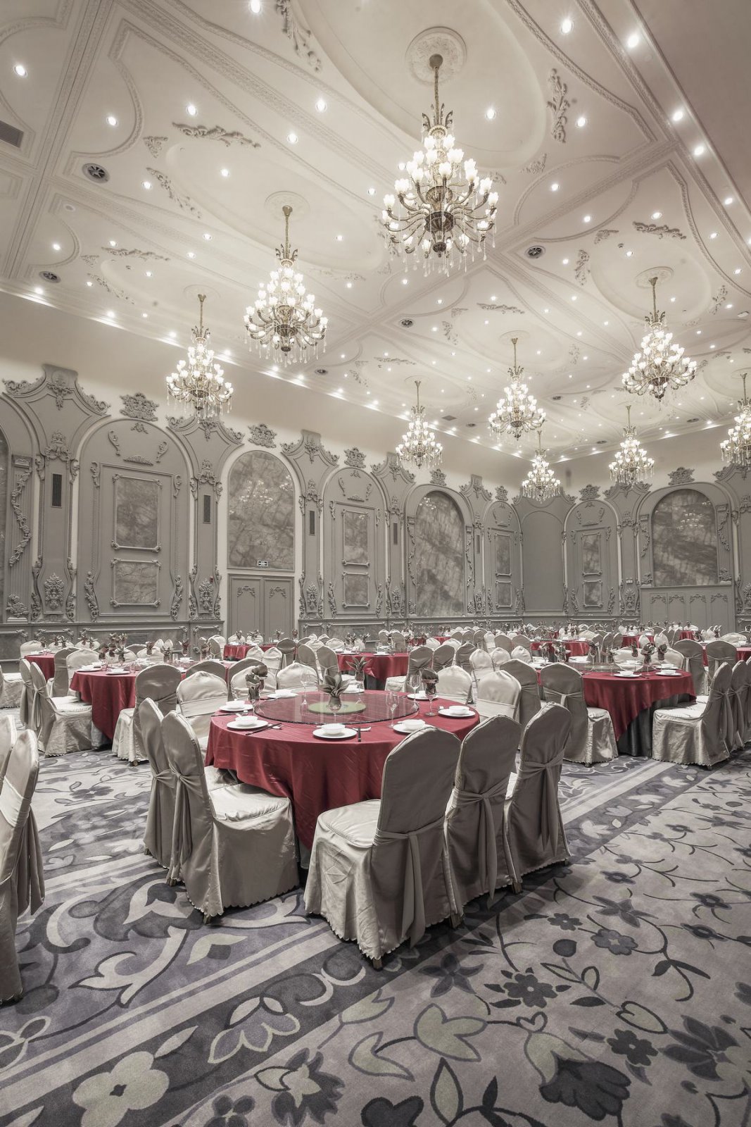 周口婚宴酒店裝修設計案例(圖3) 2-211009151Z5F5.jpg