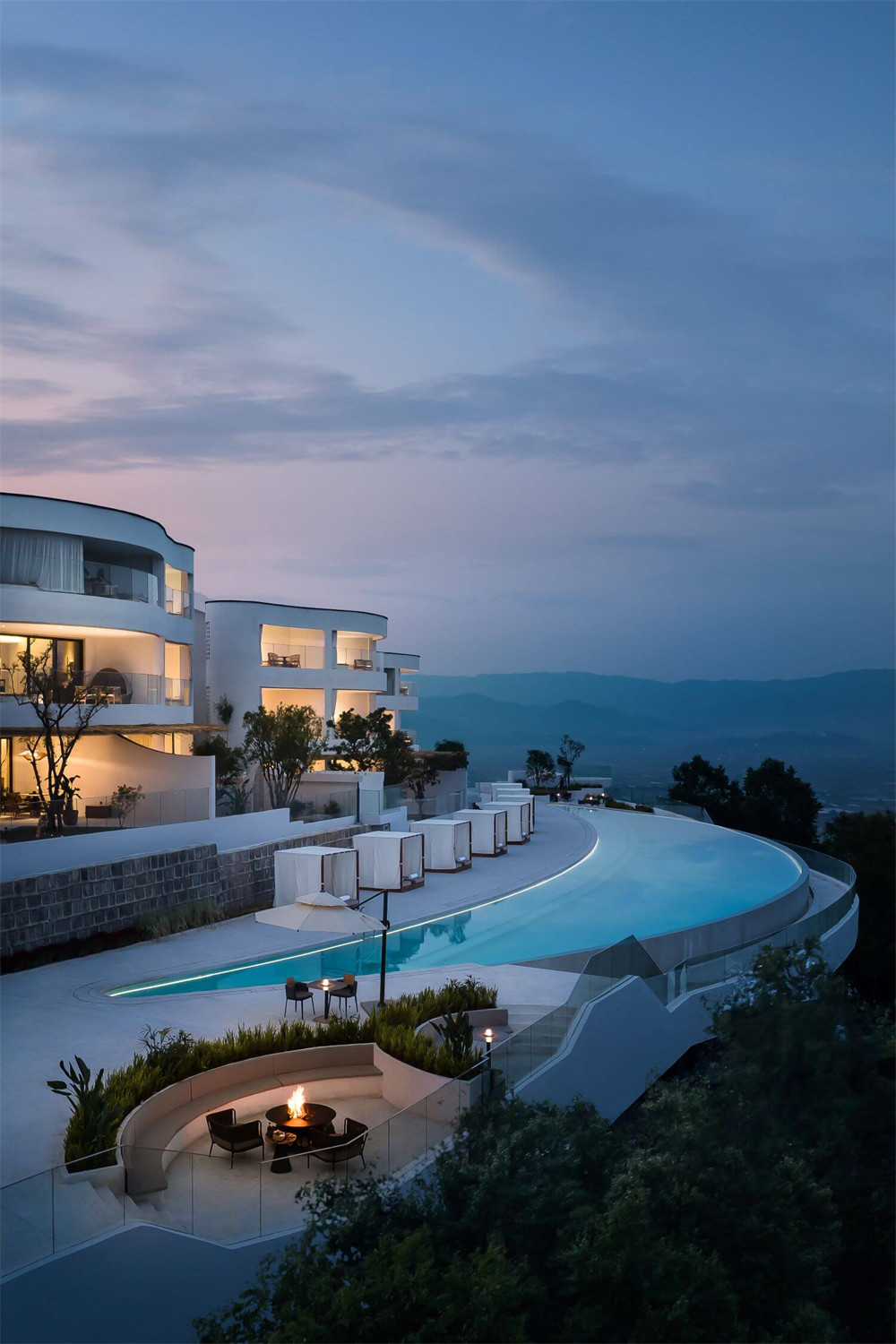 云南半山溫泉酒店裝修設(shè)計方案(圖2) 10524858_vsszan85676190442404.jpg