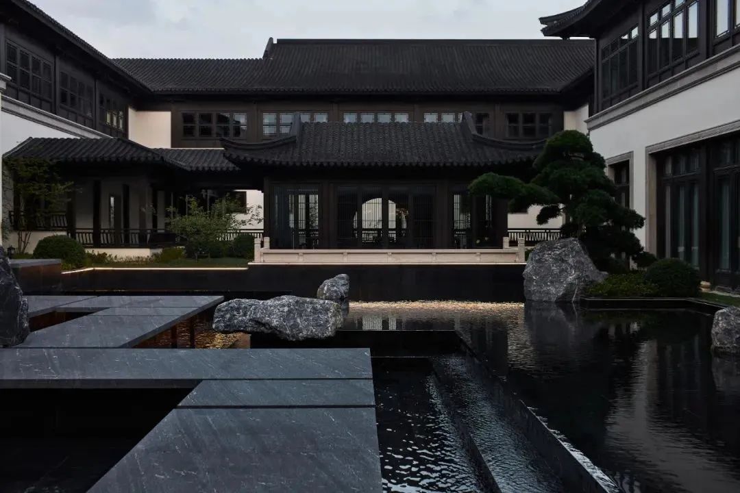 當代東方美學鑒湖云舍酒店裝修設(shè)計案例(圖1) 640 (1).jpg