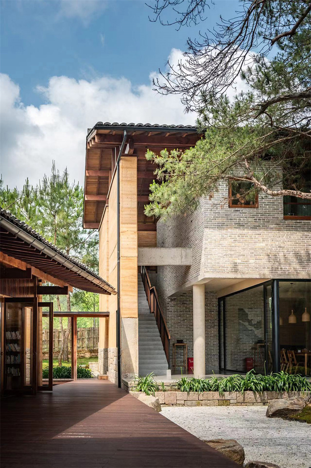 復興鄉(xiāng)村 結廬半間精品民宿裝修設計案例(圖5) 10752668_vsszan1795721518215316.jpg