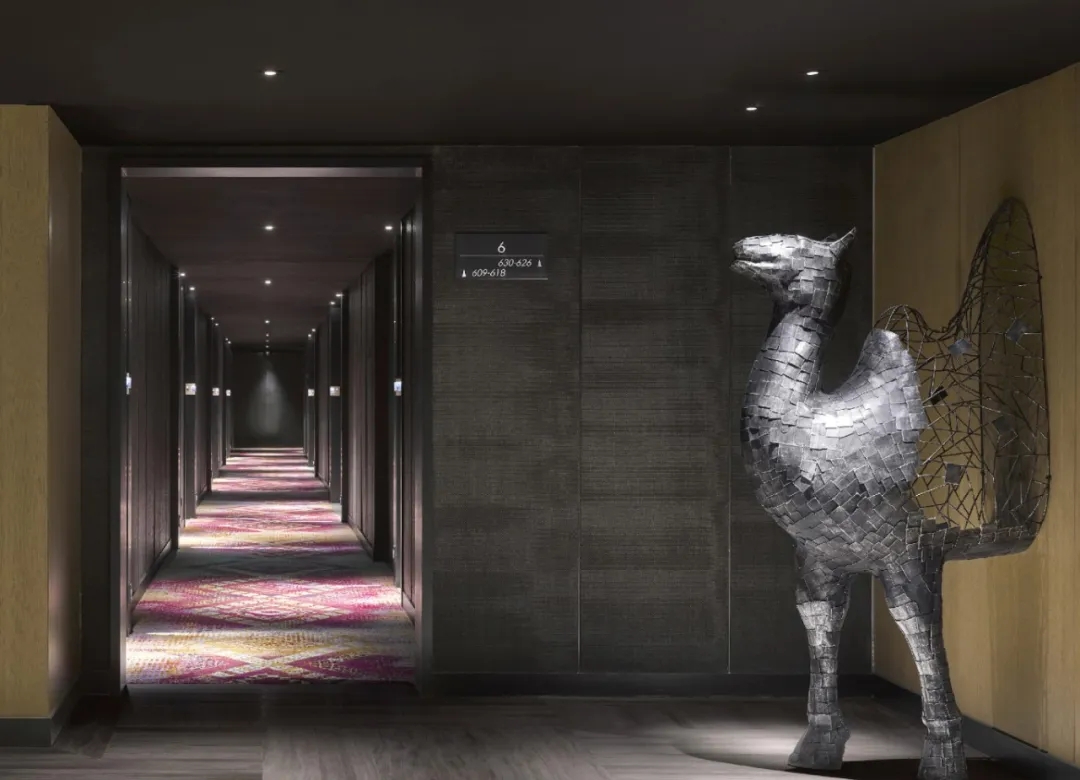 雅高旗下包頭鉑爾曼五星級酒店裝修設(shè)計(jì)案例(圖6) 640.webp (9).jpg