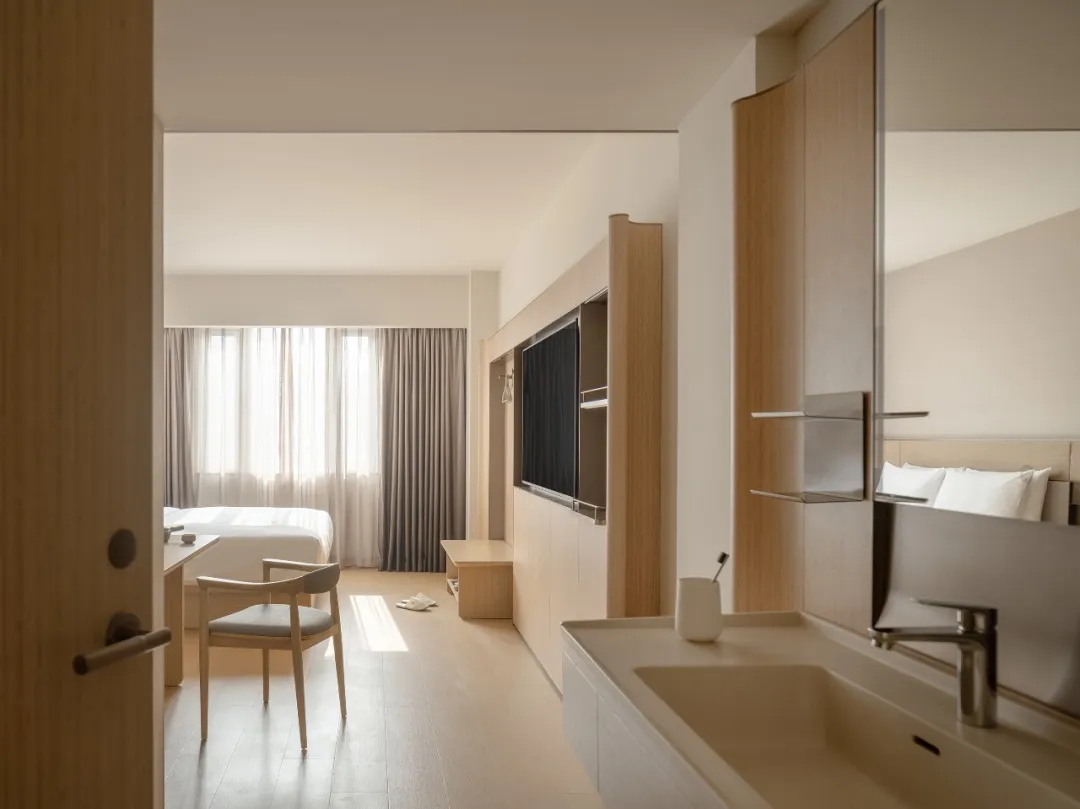 禪意留白 全季酒店5.0裝修設(shè)計標準(圖8) 640_wx_fmt=jpeg&from=appmsg&tp=webp&wxfrom=5&wx_lazy=1&wx_co=1 (11).jpg