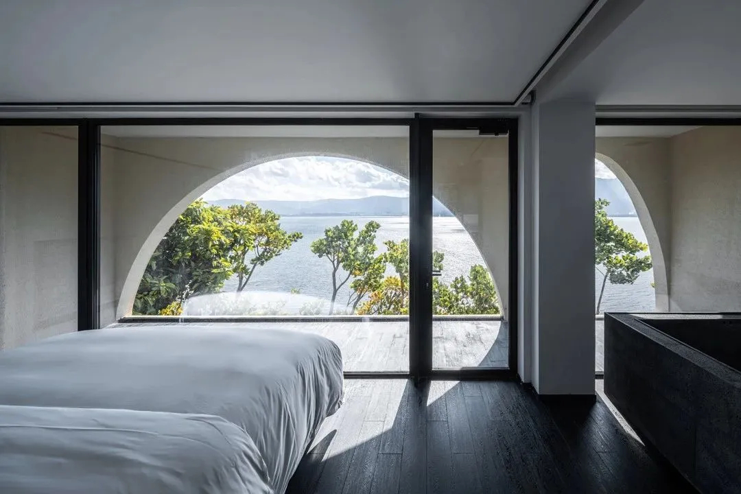 大理十九山全海景奢華別墅民宿酒店裝修設(shè)計(jì)(圖9) 640_wx_fmt=jpeg&from=appmsg&tp=webp&wxfrom=5&wx_lazy=1&wx_co=1 (20).jpg