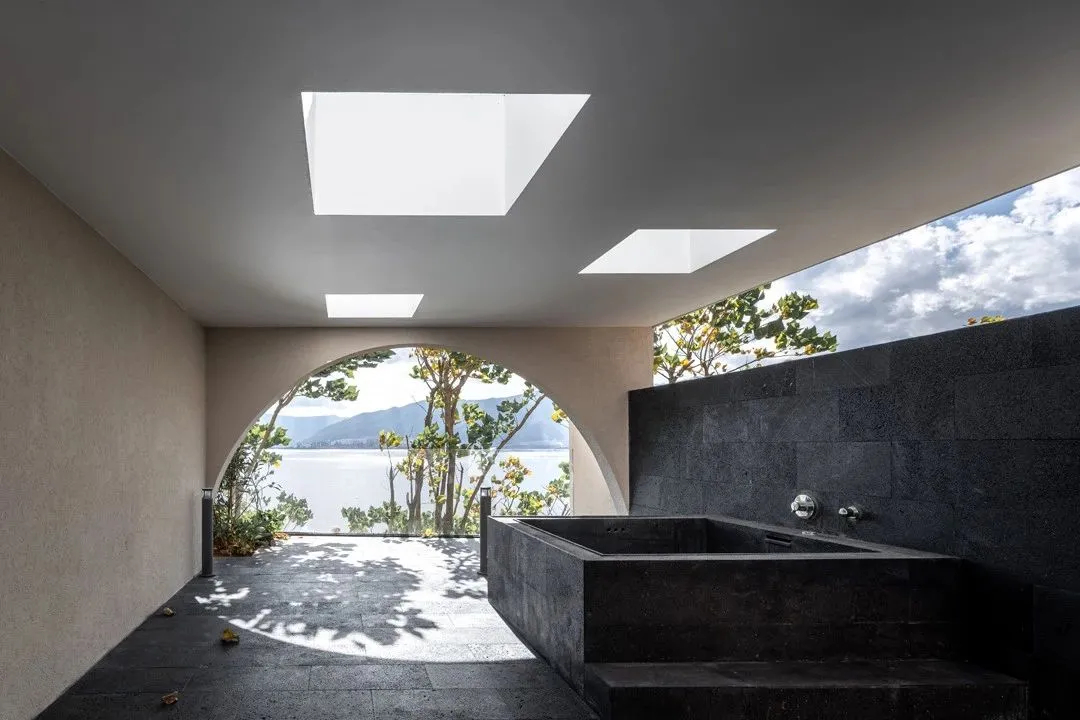 大理十九山全海景奢華別墅民宿酒店裝修設(shè)計(jì)(圖10) 640_wx_fmt=jpeg&from=appmsg&tp=webp&wxfrom=5&wx_lazy=1&wx_co=1 (22).jpg