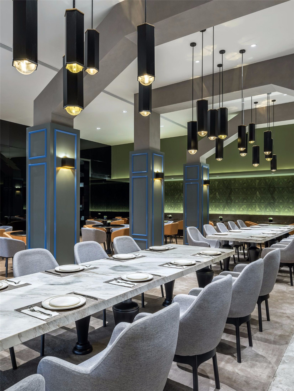 和頤連鎖精品商務(wù)酒店翻新改造設(shè)計(jì)案例(圖3) 和頤連鎖精品商務(wù)酒店翻新改造設(shè)計(jì)案例