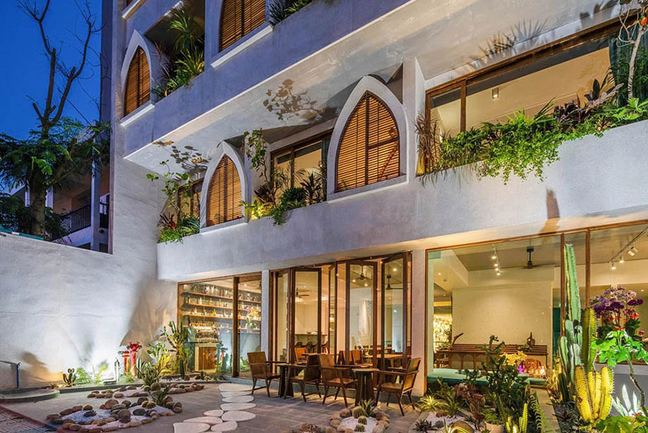 越南蒂芙尼藍酒店裝修設(shè)計案例(圖1) 越南蒂芙尼藍酒店裝修設(shè)計案例(圖1)