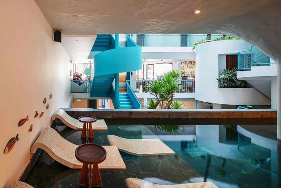 越南蒂芙尼藍酒店裝修設(shè)計案例(圖10) 越南蒂芙尼藍酒店裝修設(shè)計案例(圖10)